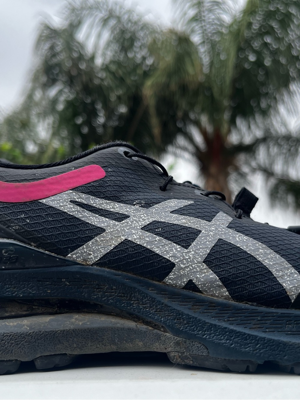 Great condition ASICS Women's Kayano running shoe